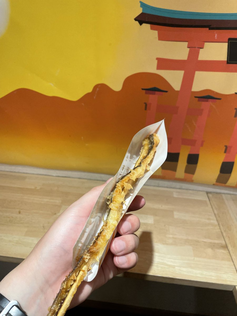 NK67124239's tweet photo. 飯たち
他にも色々食べたけど写真撮り忘れた https://t.co/qj7Kdgcu3J