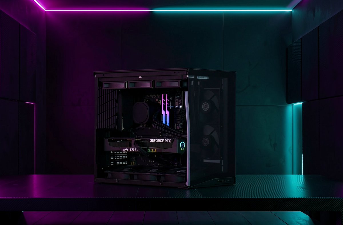 TopAchat's tweet photo. #AtelierTopAchat
Belle config pour du 1440p dans un O11D Mini V2
Lien #ConfigoMatic :
https://t.co/ar3wJ3jrqy
➡ Ryzen 7 5700X
➡ RTX 5070
🇫🇷 Montage par nos Experts
🔥 Indice de performances :
19327 https://t.co/CbMmyMzM04