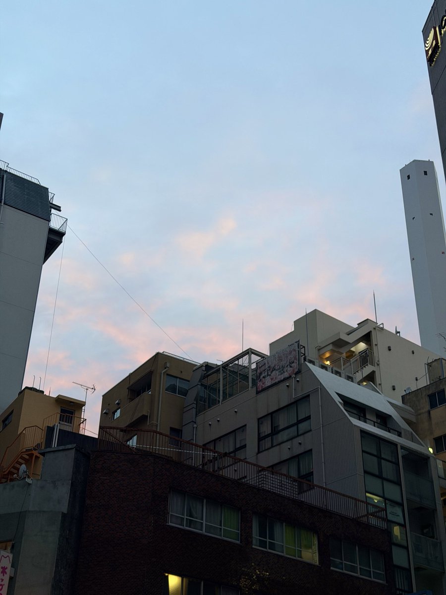 極紫外線 tweet media
