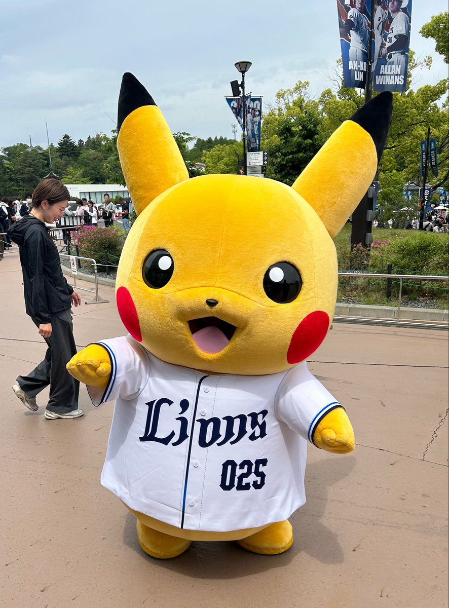 KINECT023_X's tweet photo. #ポケモンGO #西武ライオンズ #西武ドーム #ベルーナドーム https://t.co/WERFOXBeAW