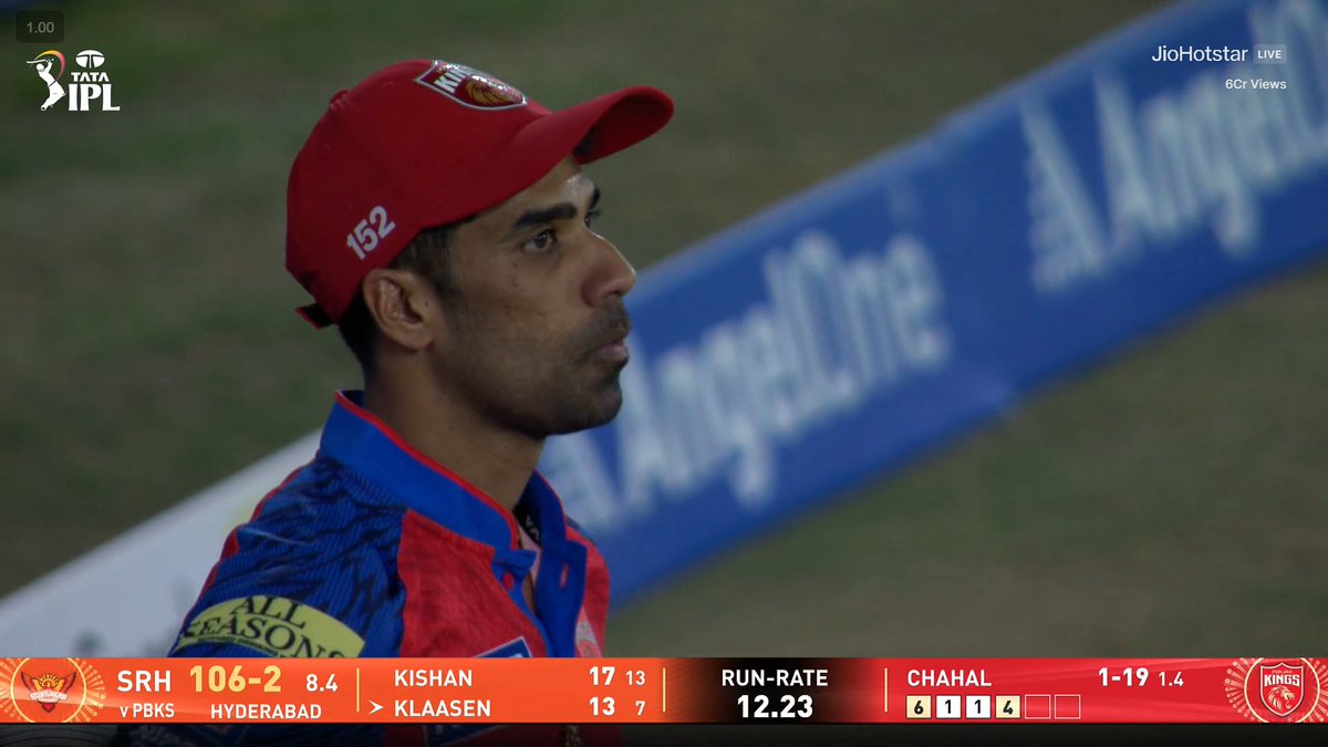 Shashank is back after 2 matches and dropped a dolly straight away 😭😭