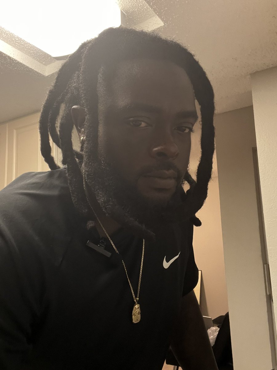 eye4ro's tweet photo. @BigDamnShawn @juicyonax 32 
He/him
Orlando Florida 
Love to fish , smoke get money 
Looking for friends somebody I can spoil and make cum https://t.co/xXBJ1SHt9i