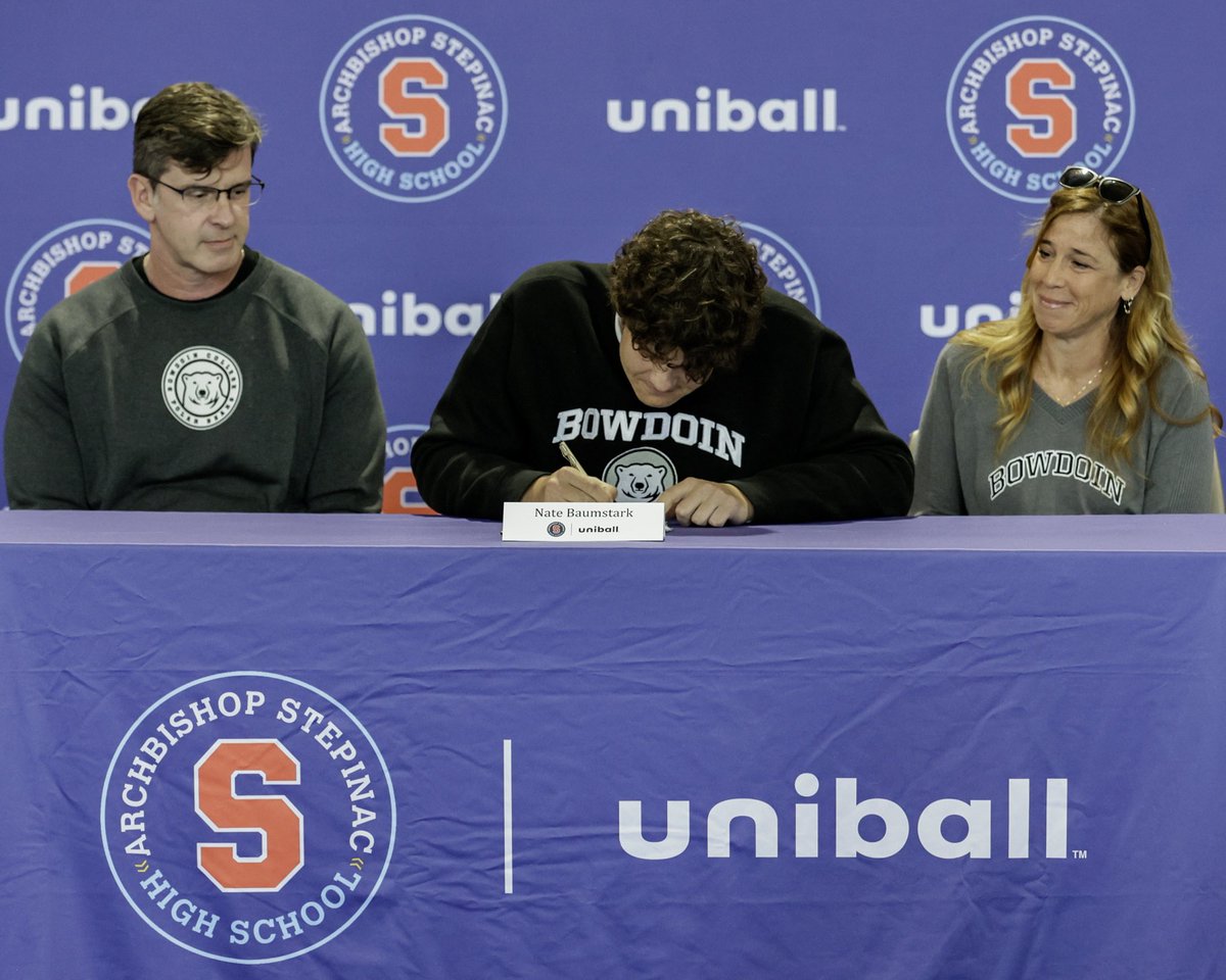 Step_Baseball's tweet photo. Congratulations to Nate Baumstark ‘26 &amp; his family on his commitment to continue his academic &amp; athletic career at Bowdoin College! 📚 ⚾️ #stepforward #studentathlete https://t.co/XmT9vxnPiY