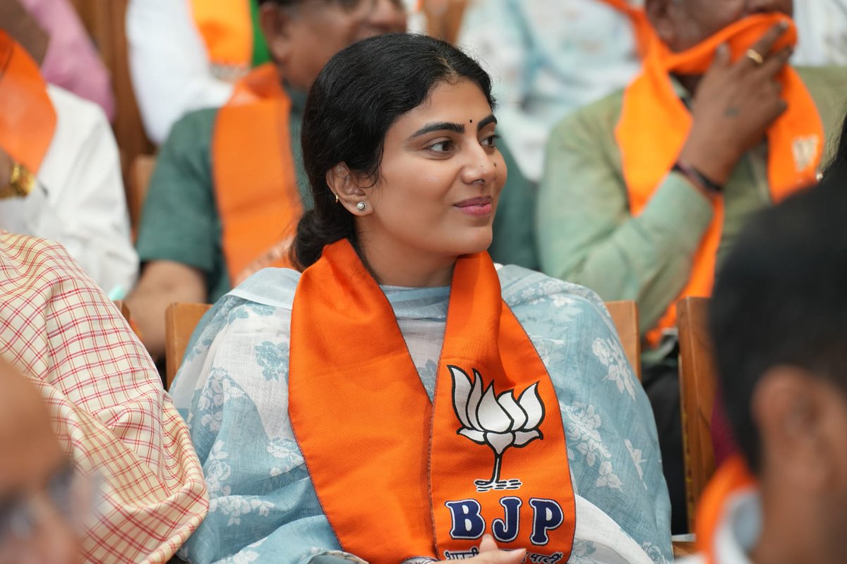 Rivaba Ravindrasinh Jadeja tweet media