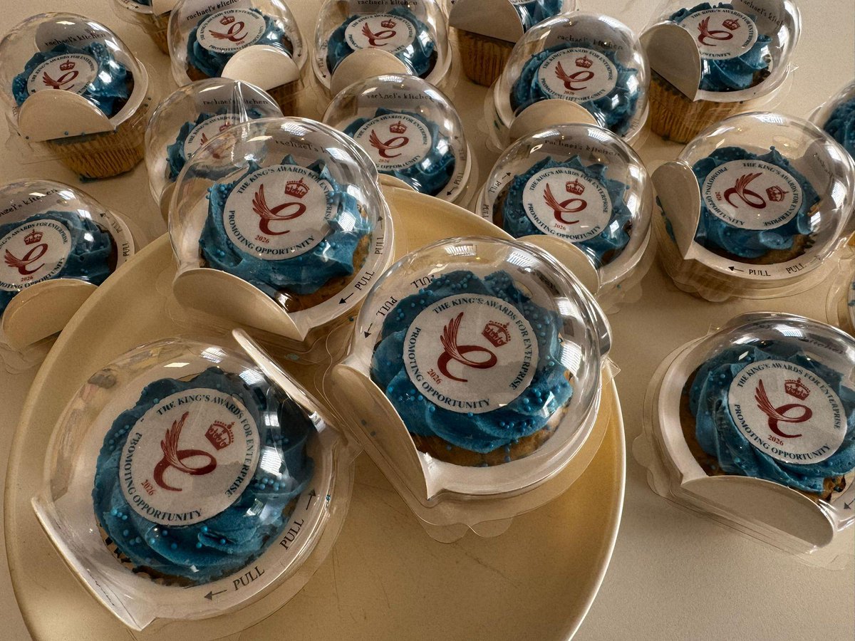 Sewell_Group's tweet photo. Celebrating with our teams on our The King's Awards for Enterprise announcement today 🧁

Our mission to support people into work wouldn’t be possible without our fantastic team who support work placements, visit local schools and volunteer with local charities.  
 
Thank you. 👏 https://t.co/92wroG6W2x