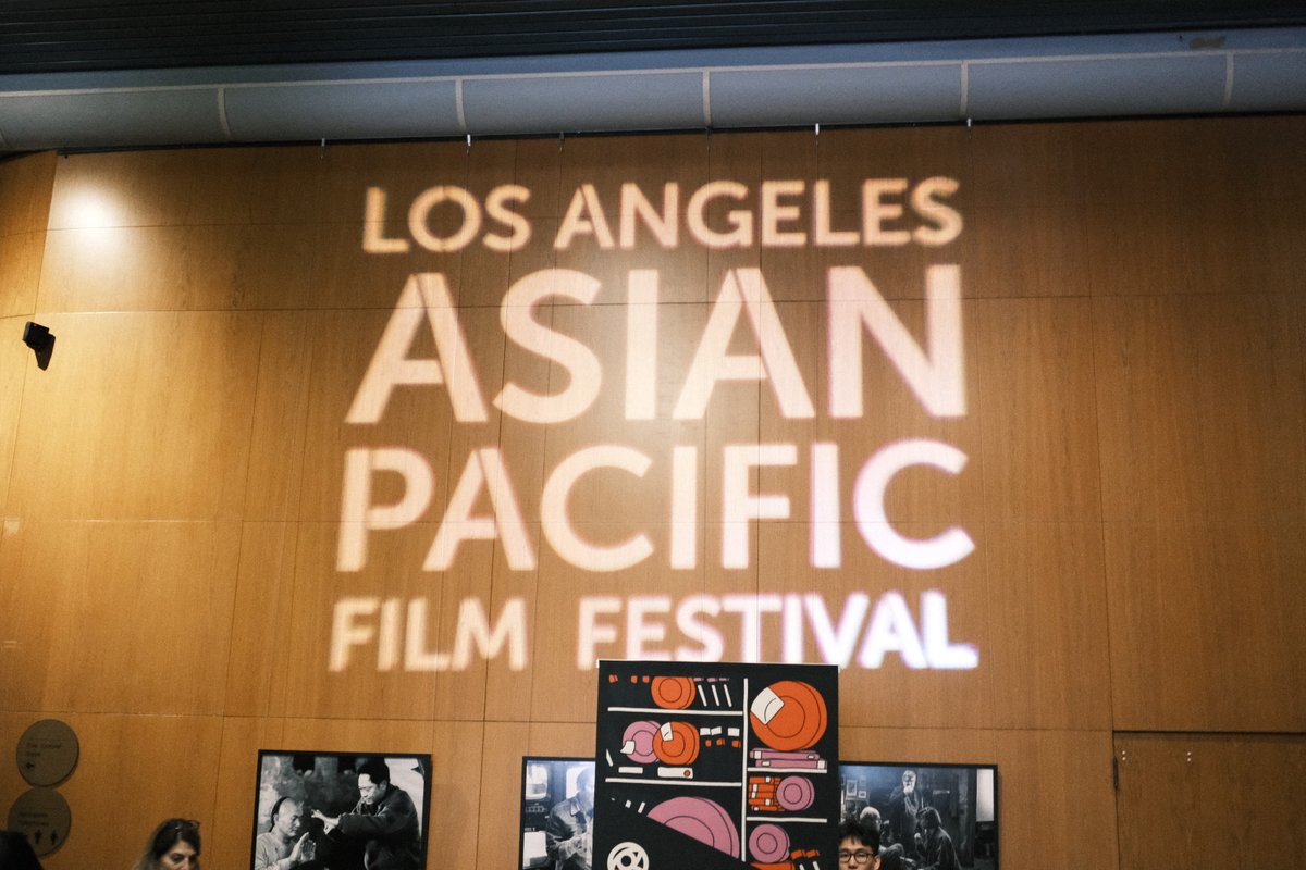 sugarjohnny's tweet photo. This brings back memories of LA. https://t.co/mLhllyVjre
