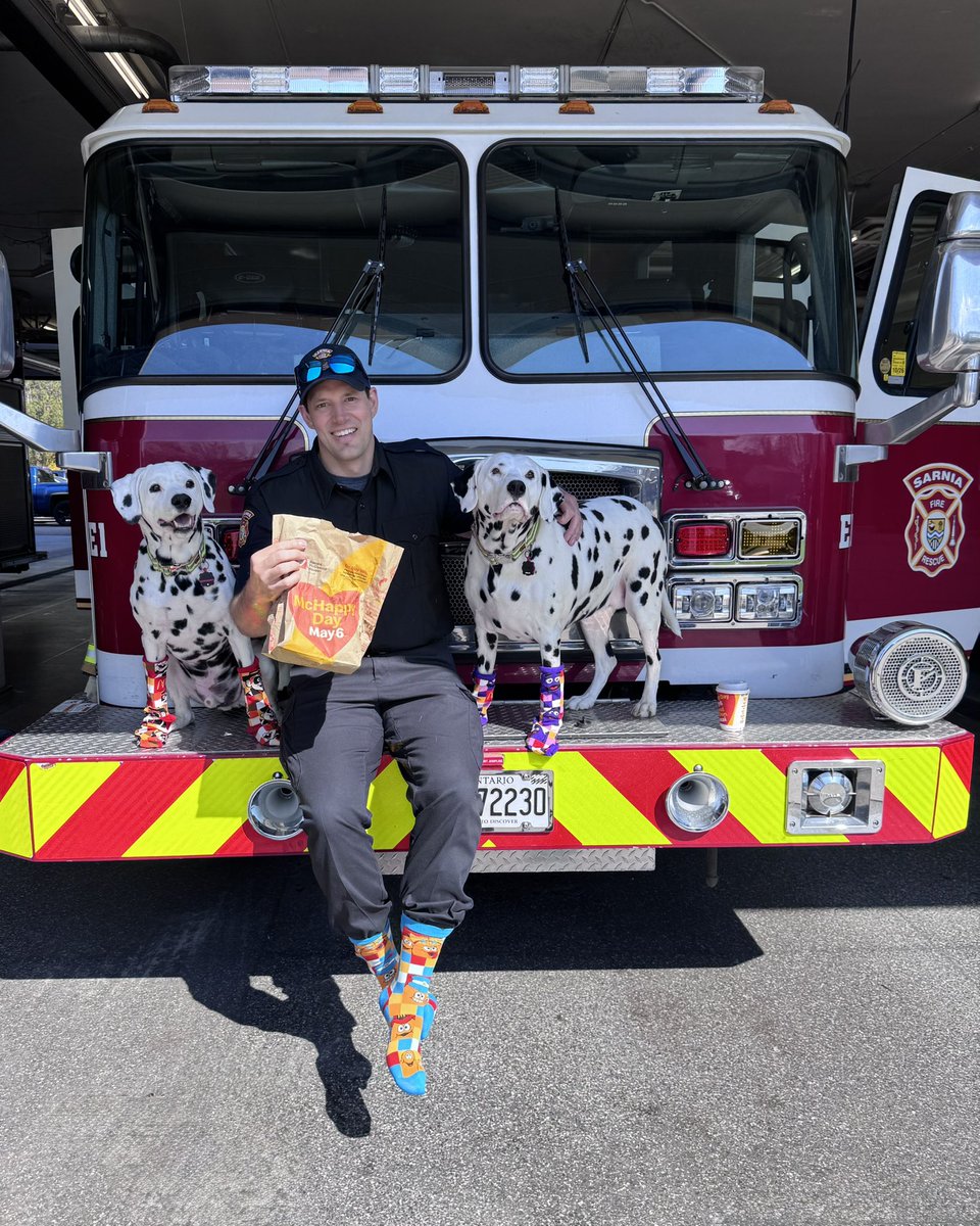 SarniaFire's tweet photo. Today is McHappy Day! @SarniaFire firefighters are helping out to support this great cause. All proceeds from today’s food sales and donations go to local @rmh_can 
#McHappyDay #RMHSWO https://t.co/zNwdJurRfI