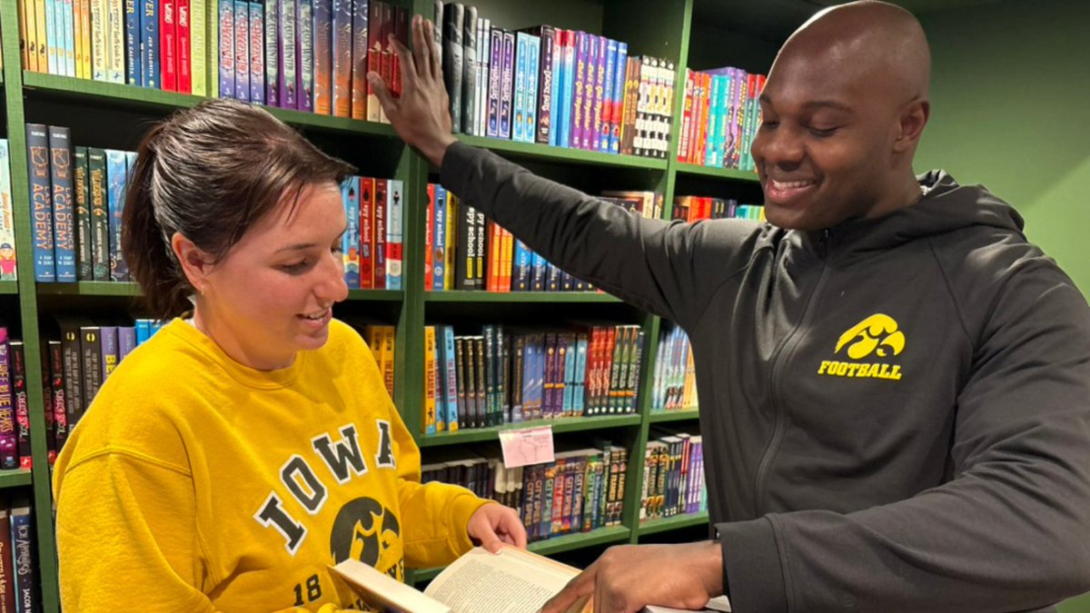 University of Iowa Alumni tweet media