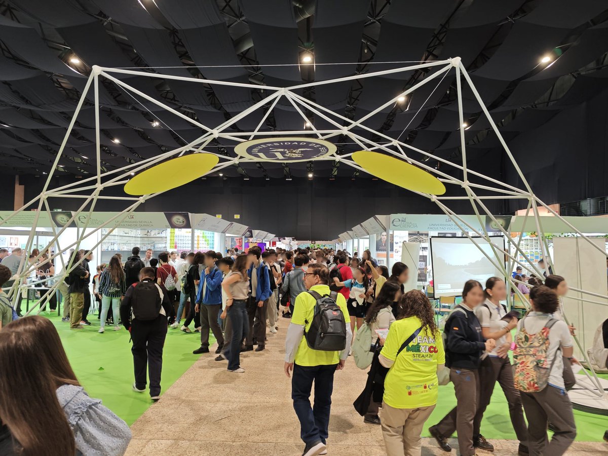 FeriaCiencia's tweet photo. 📸 ¡Así fue la primera jornada de la #24FeriaCiencia! Aquí os dejamos algunas imágenes que resumen lo vivido.

• Jueves: de 10:00 a 19:00h.
• Entrada: 3€.

¡No te lo pierdas, te esperamos! 👩‍🔬

🌐 https://t.co/6kcan5e3yr

#MásLibros #MásCiencia #MásFuturo https://t.co/3t1UVZ1pZ9