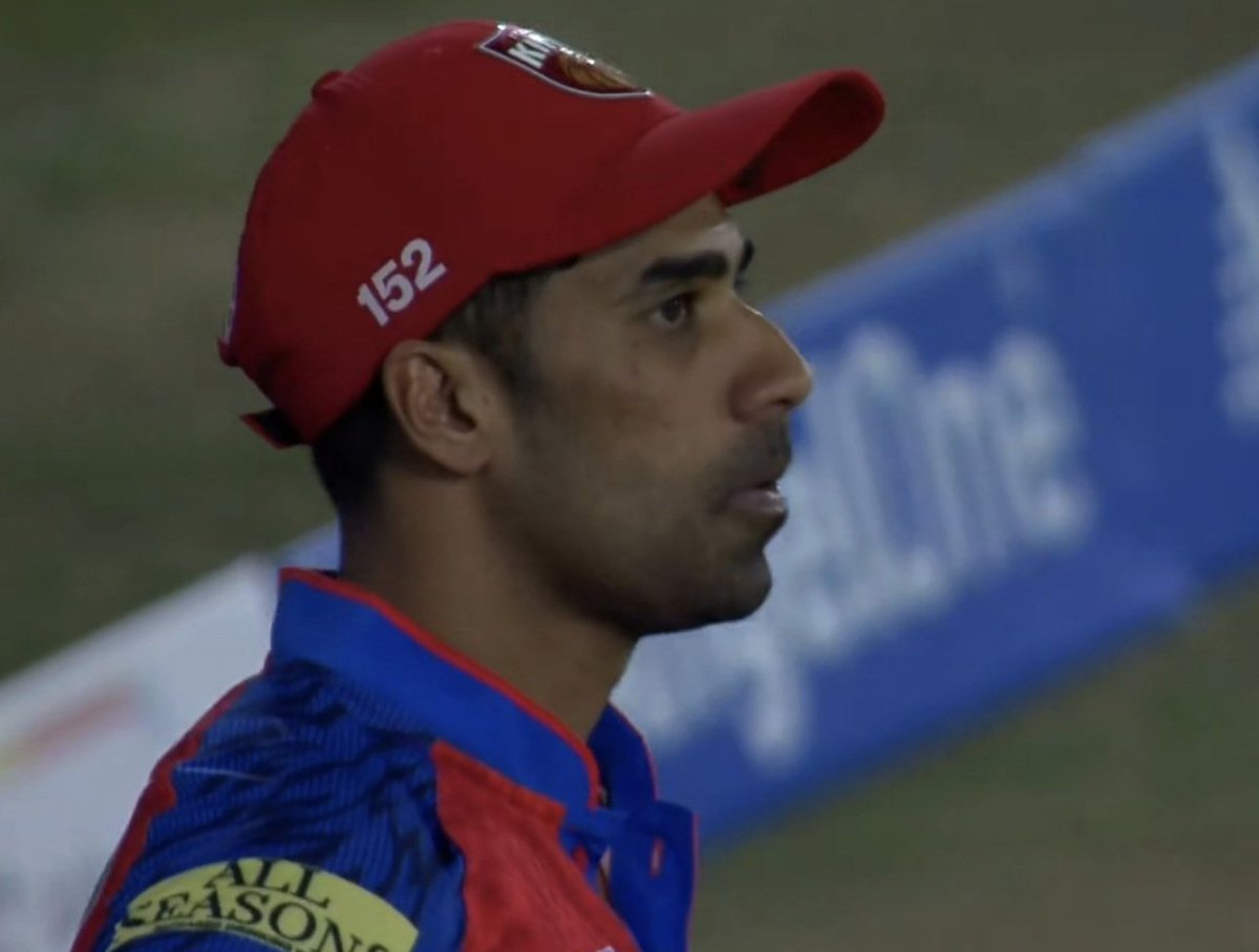 🚨Shashank Singh has now dropped more catches than the number of times he cried in podcasts for that 1 extra ball in the 2025 final