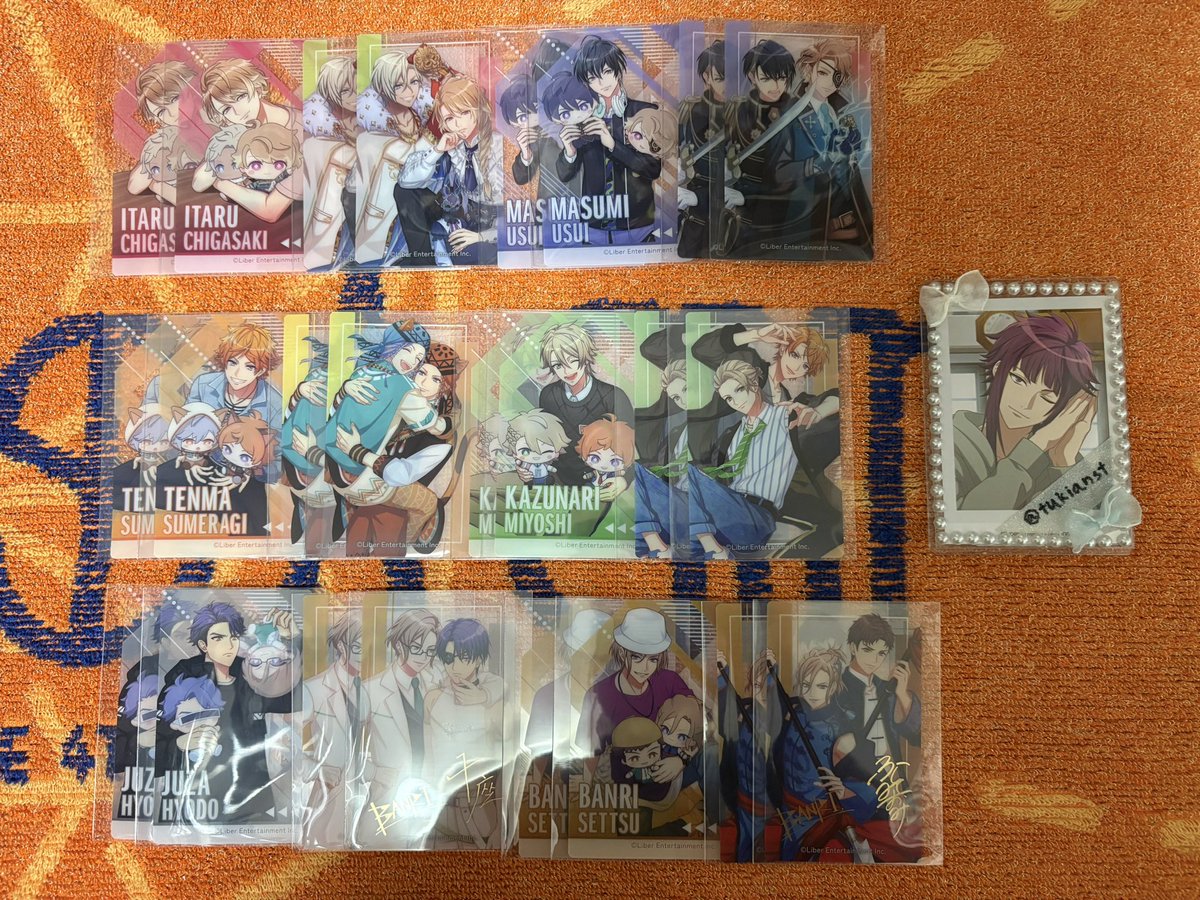 tukianst's tweet photo. 【交換】
A3！　クリアカードVol.8　クリカ
譲→N:真澄、至、天馬、一成、万里、十座
箔押し:万里、十座
求→密
箔押し⇔箔押し
検索からでもお気軽にお声がけください！ https://t.co/iIYSHz2jy4