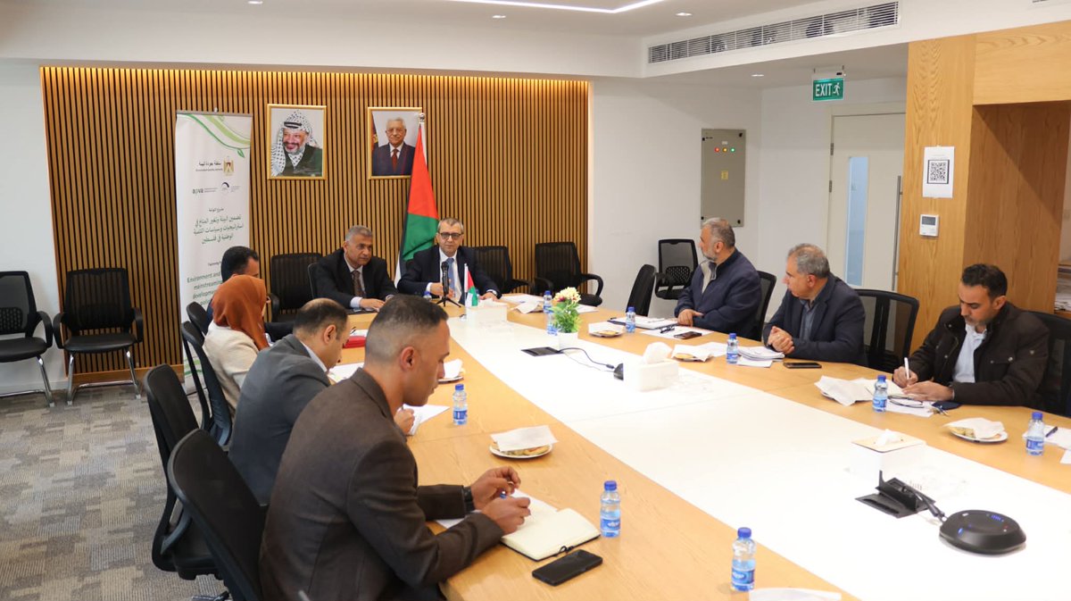 PCBSPalestine's tweet photo. عقدت سلطة ج��دة البيئة و#الإحصاء_الفلسطيني ورشة عمل اليوم  لبحث سبل تعزيز التعاون والتكامل 
https://t.co/K7qvQHVNLk https://t.co/qUmV74MFLw