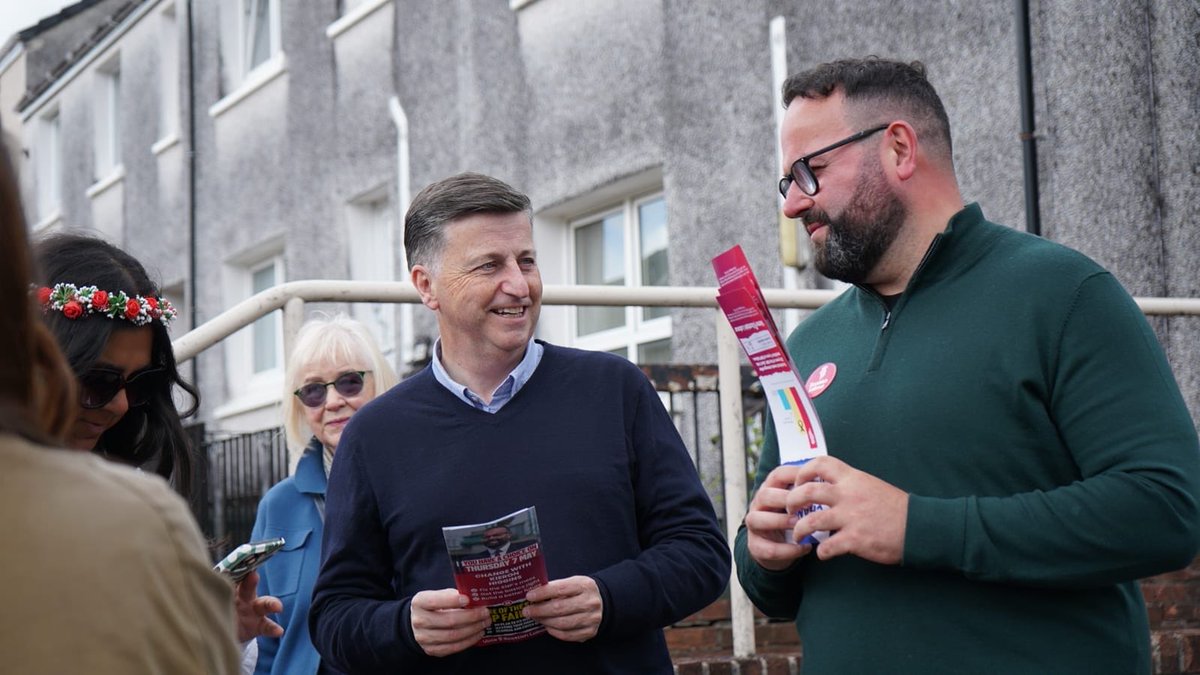 Douglas Alexander tweet media