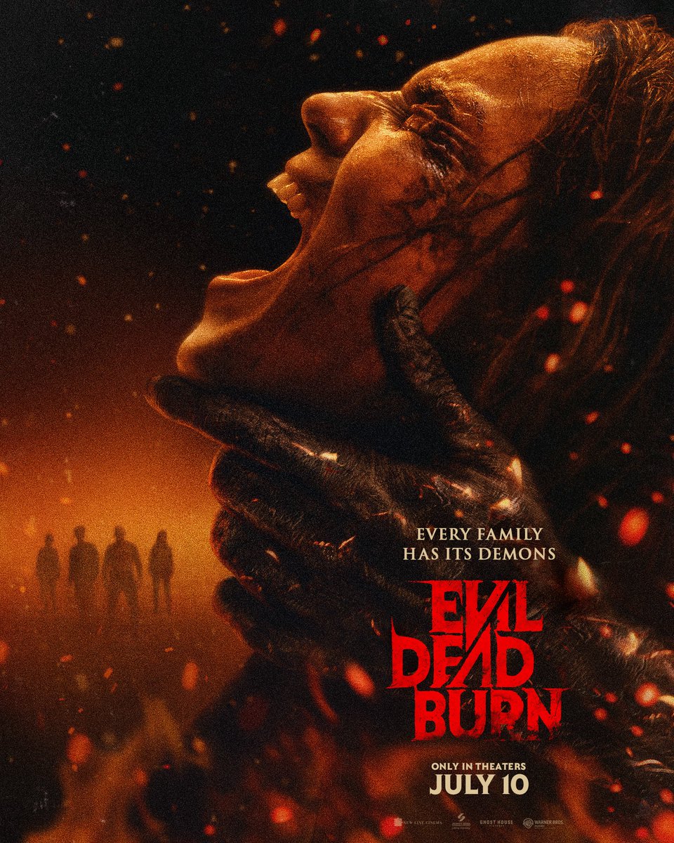 PlayReactor's tweet photo. 🚨Primer póster para ‘EVIL DEAD BURN’.  En cines el 10 de julio. 🎞️ https://t.co/SC2z5dZn1N