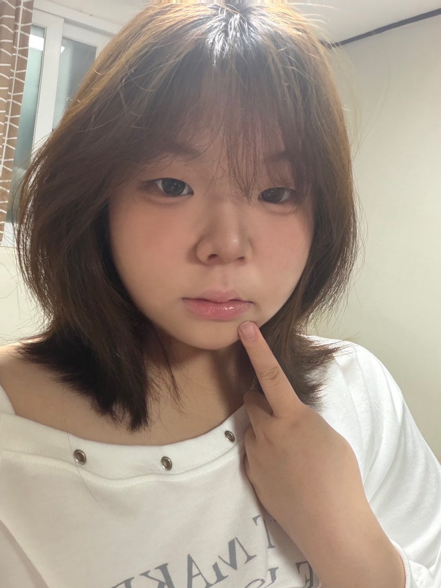 쑤발롬 tweet media
