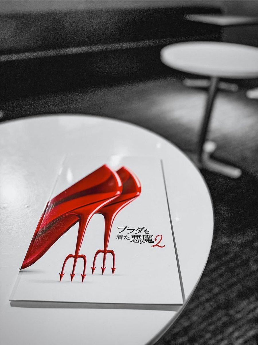 _underender_'s tweet photo. 😈👠 https://t.co/ldEvegvehQ