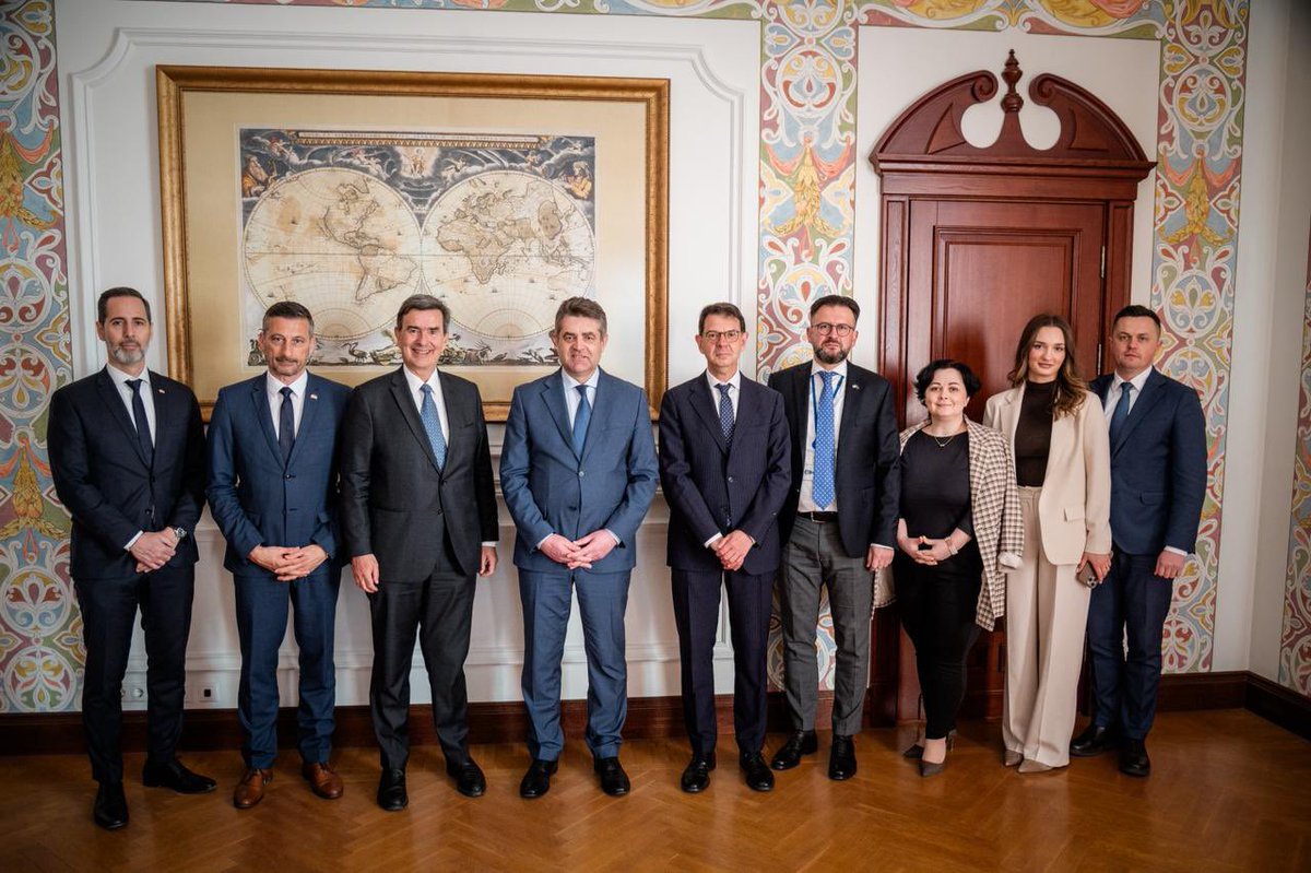 VenediktovaIV's tweet photo. Another round of Ukraine–Switzerland political consultations in Kyiv led by Deputy MFA @YPerebyinis &amp; FDFA Eurasia Head @PYFux. Discussed peace efforts, sanctions, recovery, demining and Swiss private sector engagement in Ukraine’s recovery. 🇺🇦🤝🇨🇭
@SwissMFAEurasia  @SwissMFA https://t.co/Q0iM7zQWKP