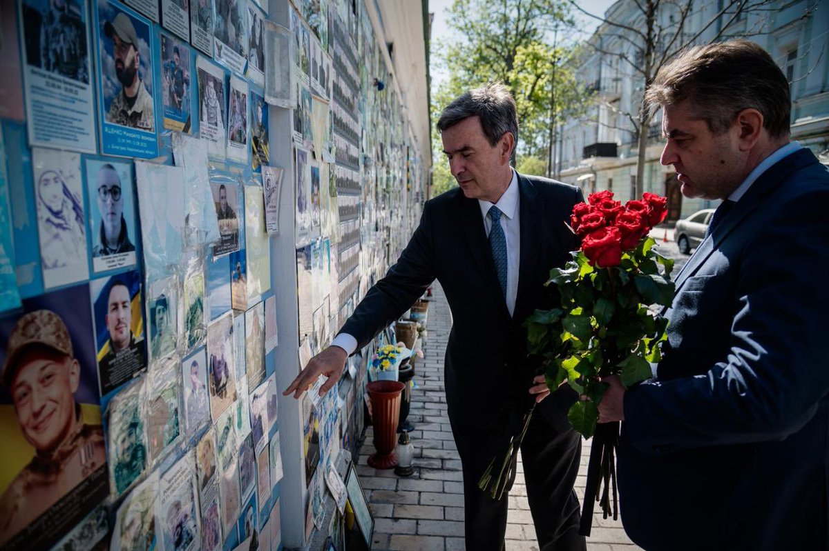 VenediktovaIV's tweet photo. Another round of Ukraine–Switzerland political consultations in Kyiv led by Deputy MFA @YPerebyinis &amp; FDFA Eurasia Head @PYFux. Discussed peace efforts, sanctions, recovery, demining and Swiss private sector engagement in Ukraine’s recovery. 🇺🇦🤝🇨🇭
@SwissMFAEurasia  @SwissMFA https://t.co/Q0iM7zQWKP