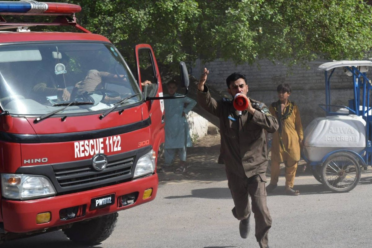 DEOPESHAWER's tweet photo. Rescue 1122 Peshawar conducted a monsoon season 2026 mock exercise under the supervision of District Emergency Officer Iftikhar Khan. https://t.co/eTlZvz9vq3