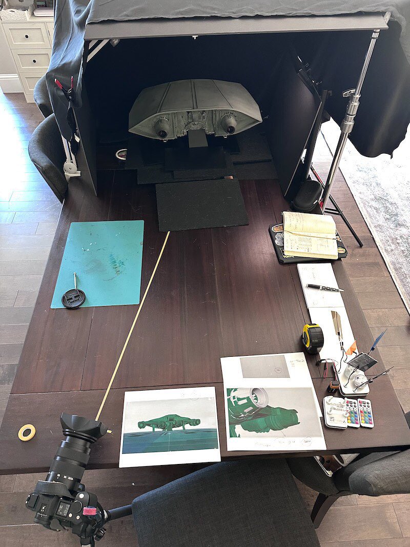 sw_holocron's tweet photo. The ship Rheena plans to use to help Lawsen and the others off Janix in MAUL - SHADOW LORD was a practical miniature 🤯 https://t.co/5crhHzCuaj
