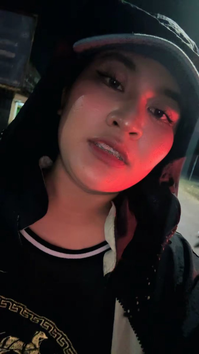 sagi gurl tweet media