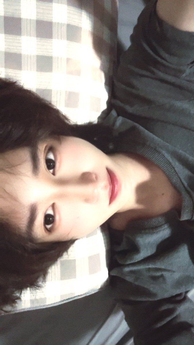 泪水打湿咪咪饭 tweet media