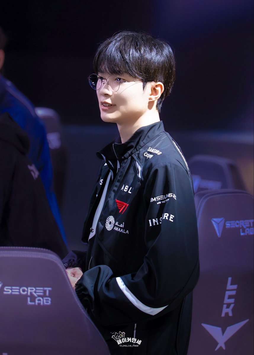 LONGLIVE_FAKER's tweet photo. ๐๐ฎ๐ฝ๐ฝ๐ ๐๐ถ๐ฟ๐๐ต๐ฑ๐ฎ๐, ๐๐ฎ๐ธ๐ฒ๐ฟ!
์ค๋ ๊ฐ์ฅ ํ๋ณตํ ํ๋ฃจ ๋ณด๋ด๊ธธ๐
#HappyFakerDay #HBDFaker
#์ํ์์์ผ์ถํํด #Faker #ํ์ด์ปค https://t.co/hssUv6oINb