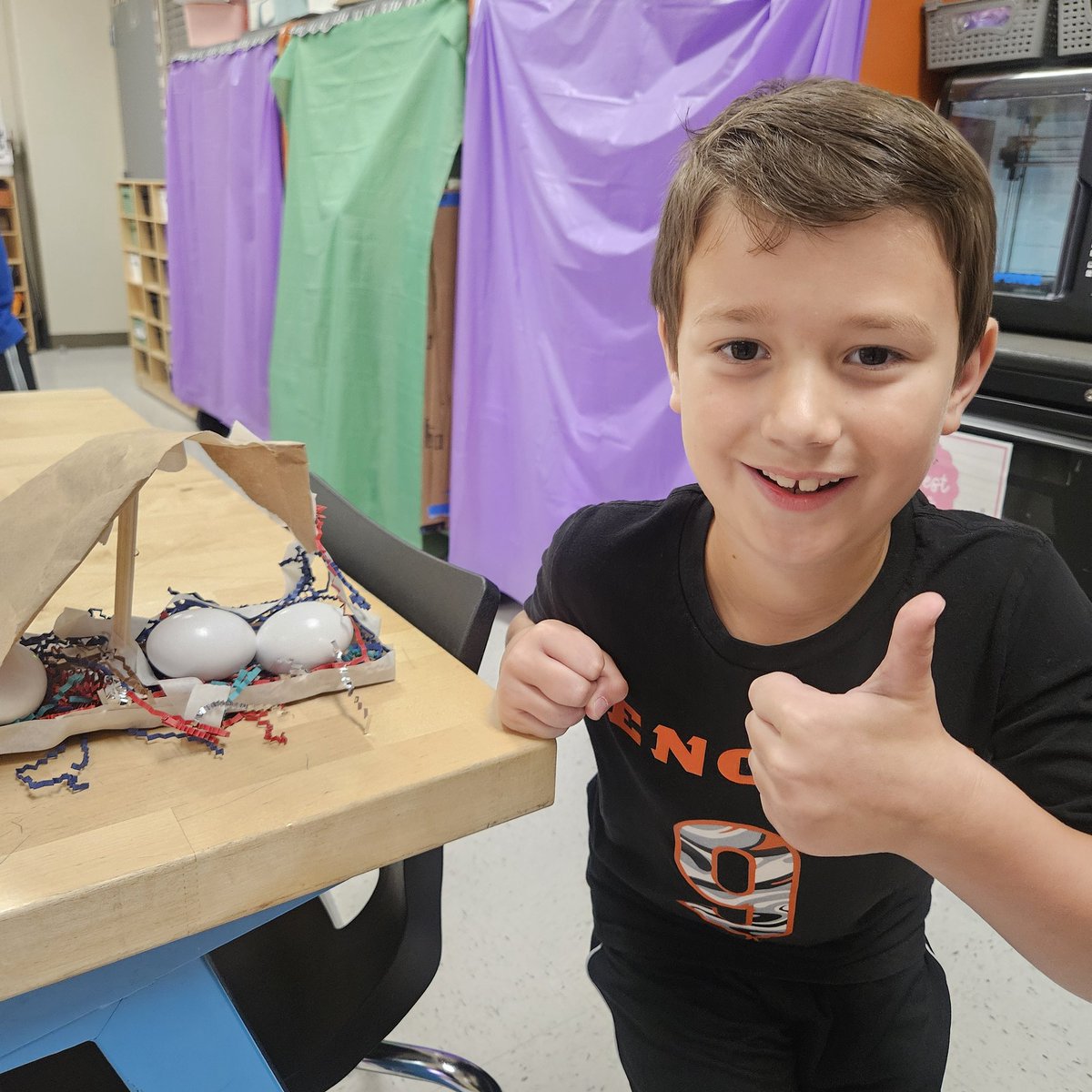MrsSanchezCantu's tweet photo. Nest‑building day in 1st grade @BelNafegar! After reading The Perfect Nest, our students created their own designs, and then discovered an actual nest outside the cafeteria with a mama and baby. Nature brought the perfect surprise! 🪺✨ @AlvinISD @carlyandadam https://t.co/u68BWDqeLP