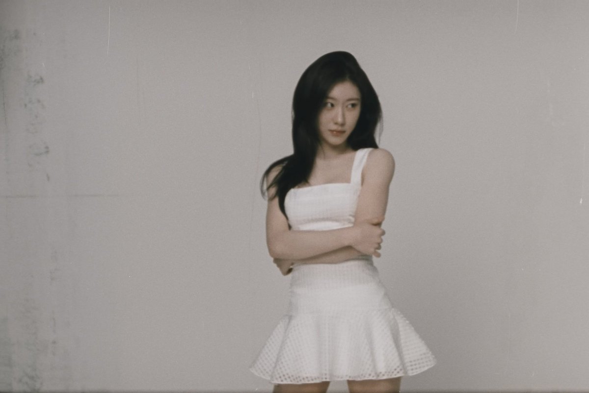 dailychaer's tweet photo. chaeryeong's motto https://t.co/NLtgzBV988
