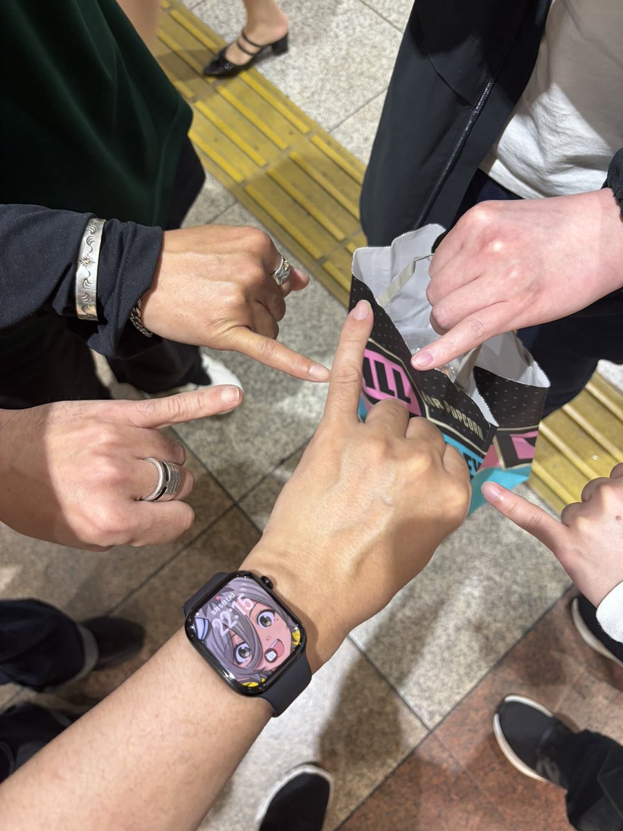 すじコン tweet media