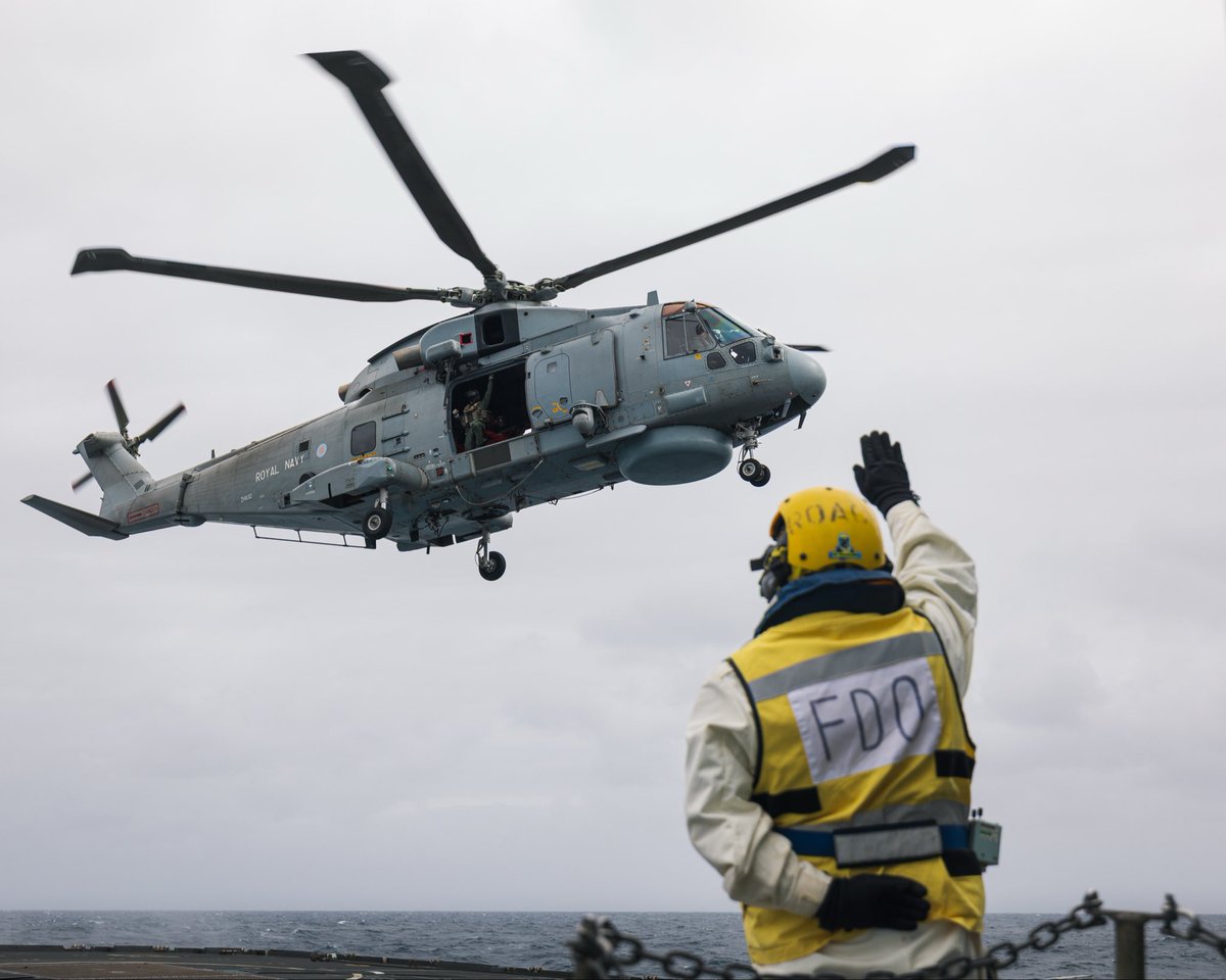HMS Somerset tweet media