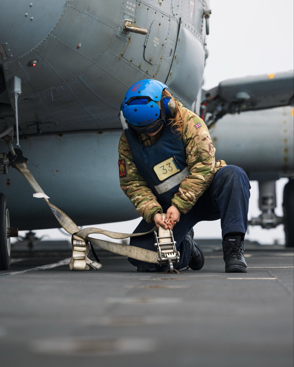 HMS Somerset tweet media