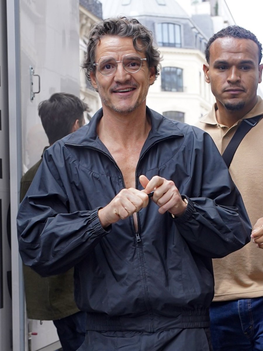 Pedro Pascal Daily tweet media