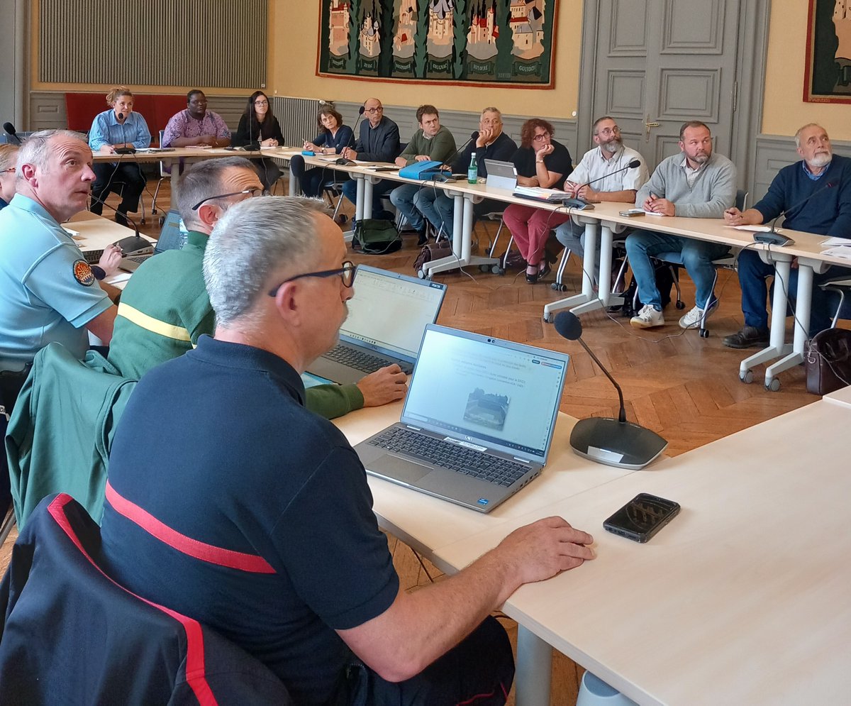 Image de Préfète du Lot - #sécurité | Dans le cadre du renouvellement du Plan Départemental de Protection des Forêts Contre l’