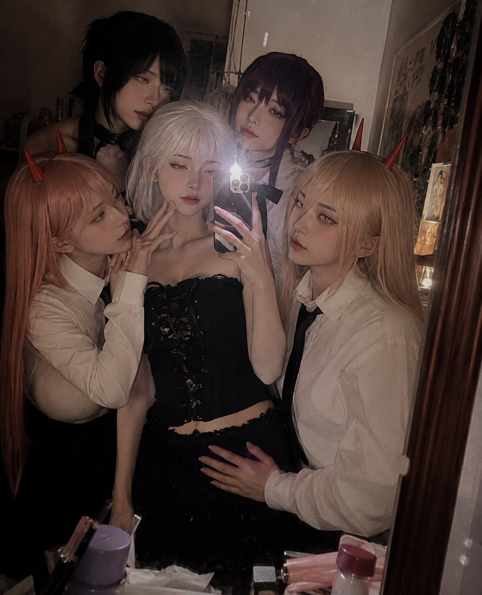 Anime Cosplay Mirror Selfie