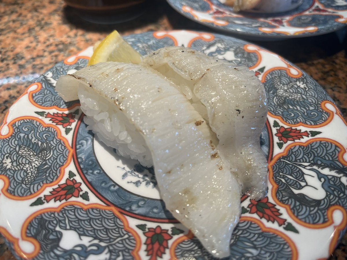 サト tweet media
