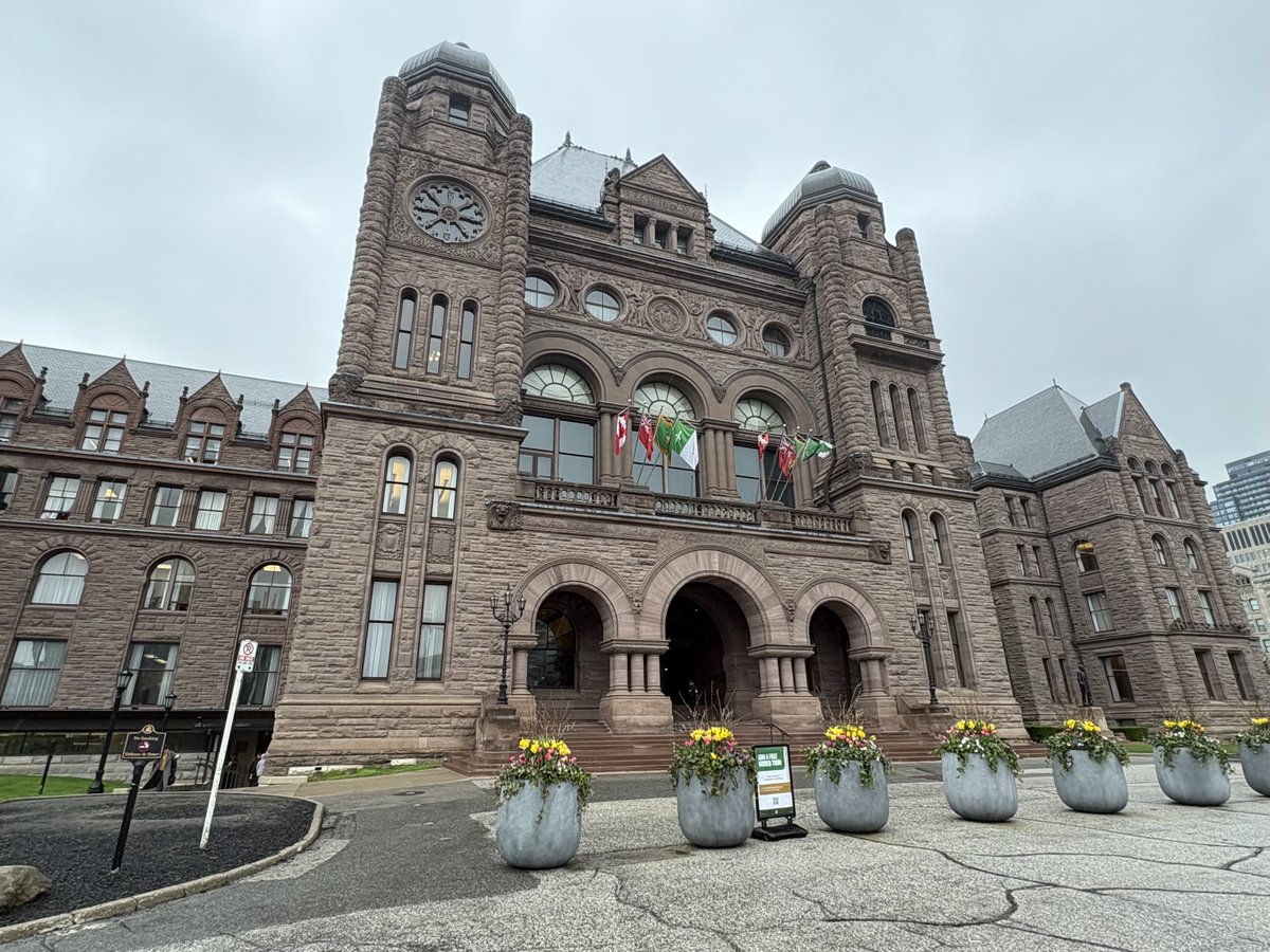 CLToronto tweet media