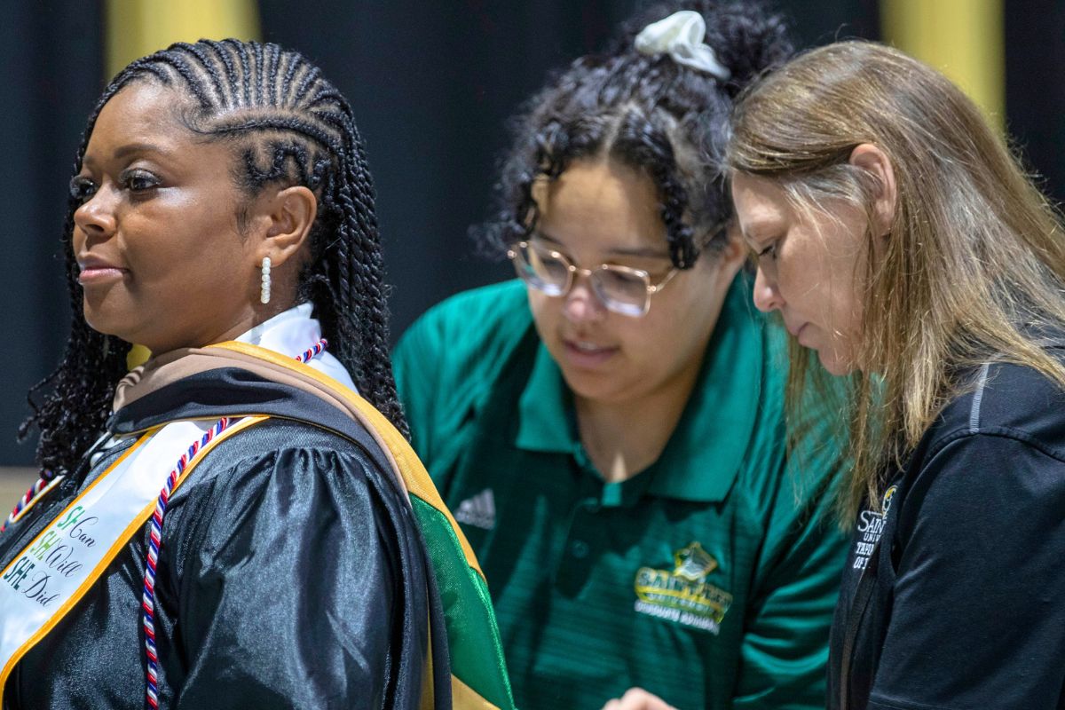 Saint Leo University tweet media