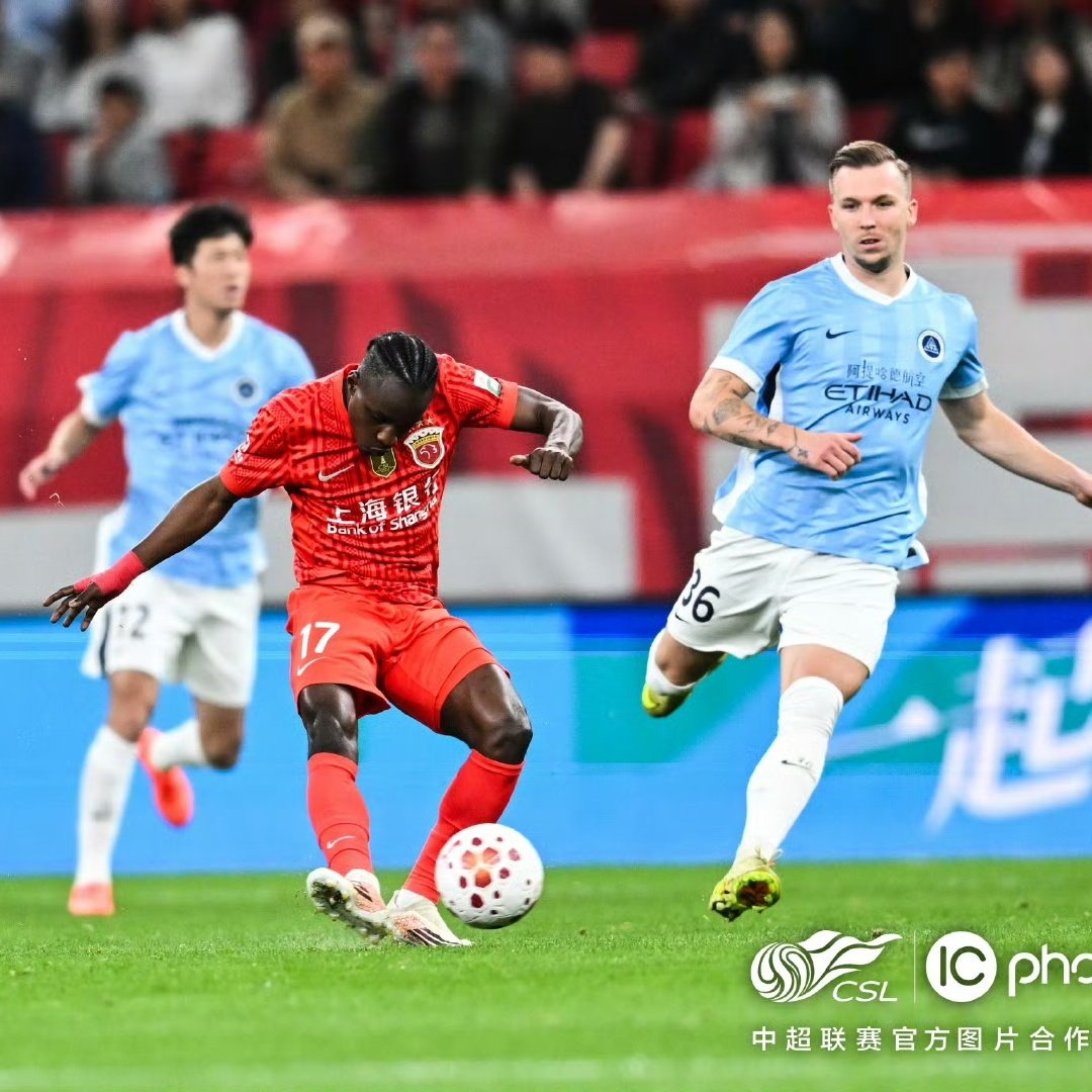 SHPFCBR's tweet photo. FIM DE JOGO SHANGHAI PORT 1 X 1 SHENZHEN PENG CITY 

A EQUIPE EMPATA NO  JOGO DE HOJE COM GOL MARCADO POR LIU ZHURUN AGORA FOCAR NO PRÓXIMO JOGO

#SHPFC #SHANGHAIPORT #SHANGHAIPORTFC #CSL2026 #CHINESESUPERLEAGUE #上海港 #上海港足球俱乐部 #中国超级联赛 https://t.co/4anbtRy0mu
