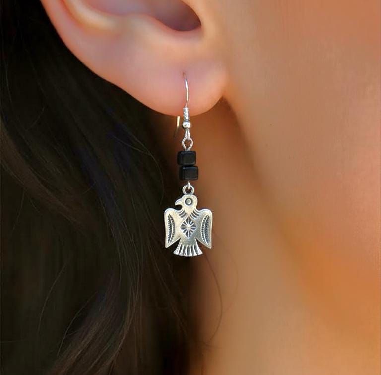 valroseshowers's tweet photo. Thunderbird Earrings - Black Agate: Native-Inspired New Mexico Jewelry https://t.co/oDMyext5r6 #SantaFe #EtsyShop #NewMexico #EtsySeller #ProtectionEarrings https://t.co/LW0s6AGs6l