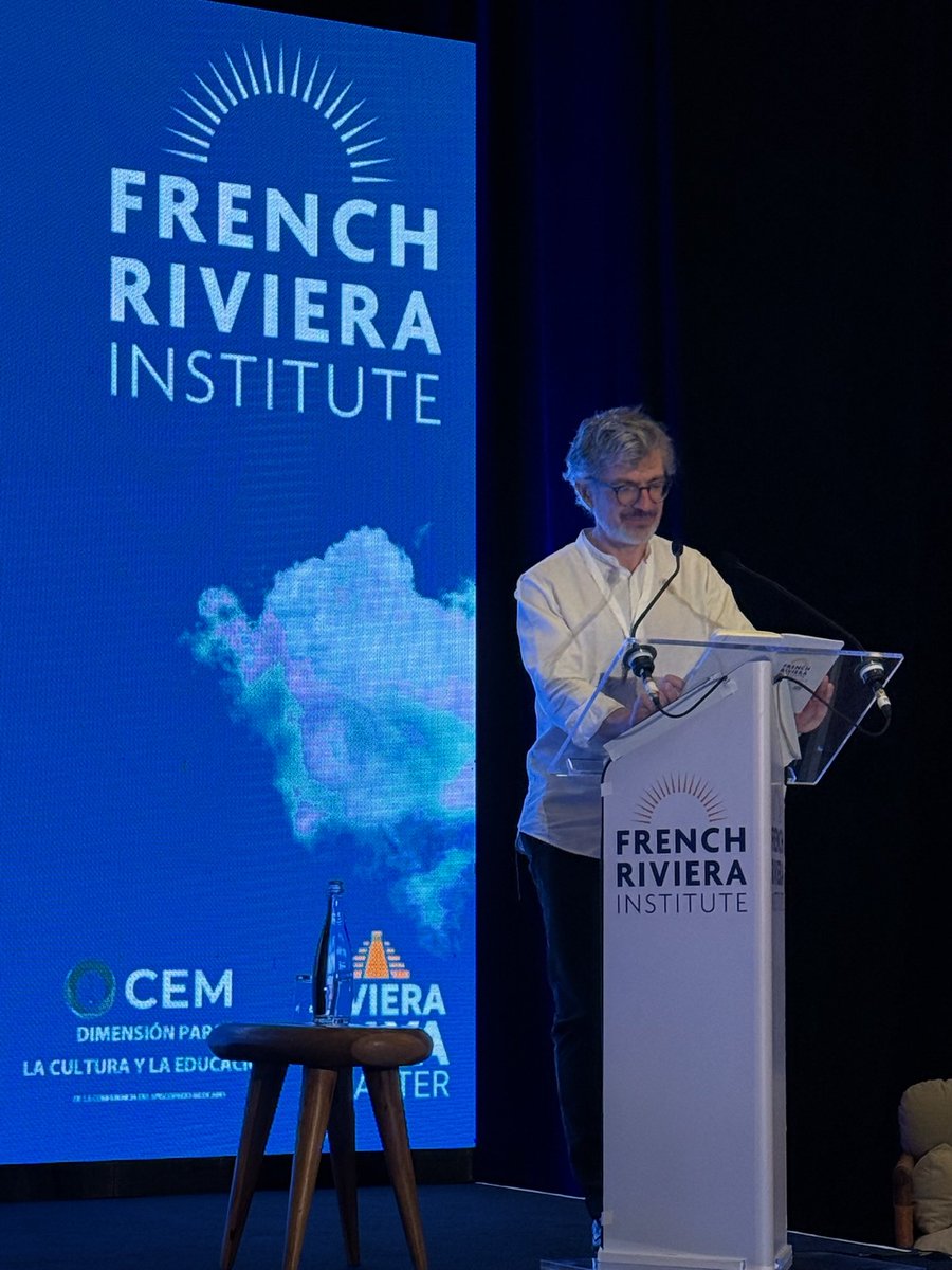 Incarnatus_est's tweet photo. “Culto y cultura”. Esa fue la intervención de Fabrice Hadjadj dentro de un encuentro de empresarios y líderes de toda Sudamérica celebrado en México, donde además presentó Incarnatus est en uno de los talleres del encuentro. https://t.co/1AcKDK7Jk2