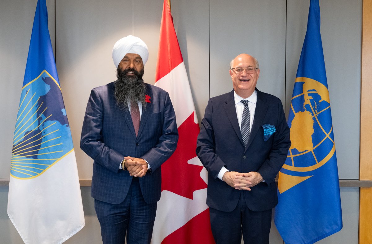 Développement Canada tweet media