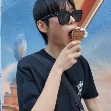 จองบี้ tweet media