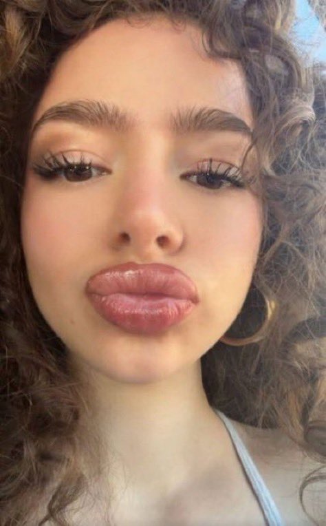 kylie is life 💕 tweet media