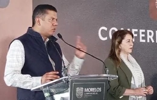 Millan_reporte's tweet photo. JAVIER BOLAÑOS RENUNCIA A CEAGUA PARA BUSCAR CANDIDATURA A CUERNAVACA/ Hoy la gobernadora @margarita_gs anunciará cambios en su gabinete. Uno de ellos la salida de @JavierBolanos_, quien decidió renunciar para buscar la candidatura de #Morena a la alcaldía de #Cuernavaca https://t.co/PwgE35E1s3