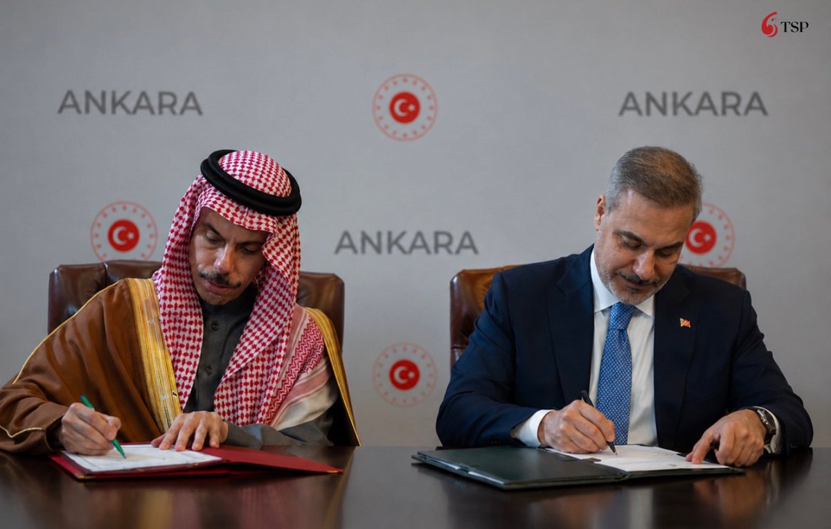 السعودية وتركيا توقعان اتفاقية إعفاء متبادل للجوازات الدبلوماسية