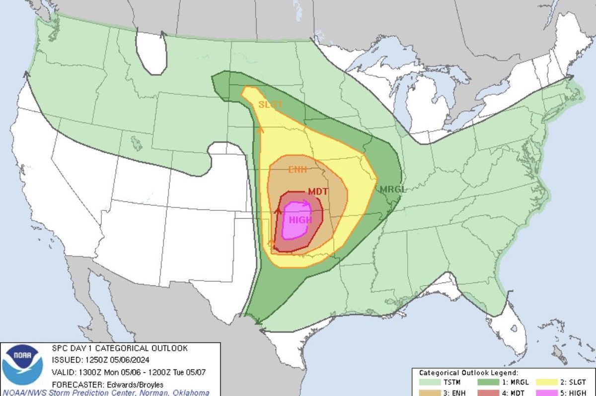 NickCMNWX19's tweet photo. Can’t believe it’s already been two years since the Barnsdall, OK EF4 from Monday May 6th, 2024. High Risk was issued that very day, the conditions however were limited, but it wasn’t until a lone supercell took advantage of the thermos and then a long track EF4 began. https://t.co/Hjo43nQnbh