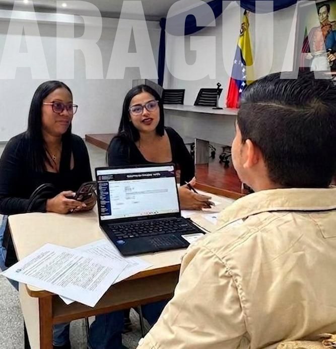 CGRVenezuela's tweet photo. Estas acciones de la CGR continuarán desarrollándose en distintas regiones del país como parte del cronograma nacional previsto para seguir promoviendo el cumplimiento oportuno de la Declaración Jurada de Patrimonio y fortalecer la cultura de control

3/3 https://t.co/NQRLFmOgRh