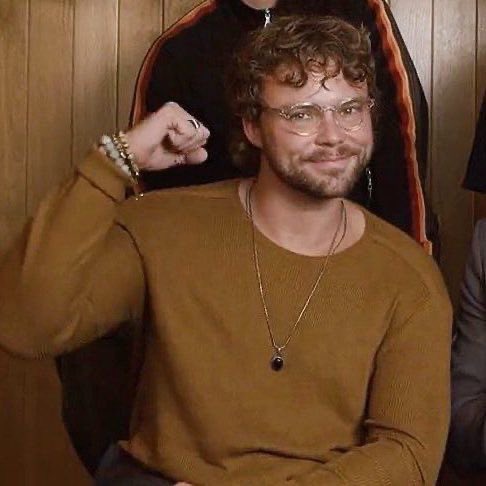 ⊹ ࣪ . 𝓒as || Shady piss irwin facts tweet media
