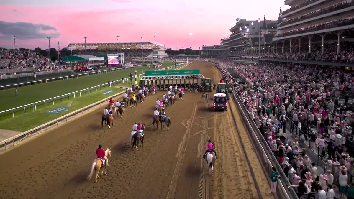 FanDuel_Racing's tweet photo. Remember this spectacular sight before the Kentucky Oaks? Lovely! 🌺

Courtesy the @ChurchillDowns feed. Y'all couldn't have planned it better! https://t.co/mQfW1xhZoH